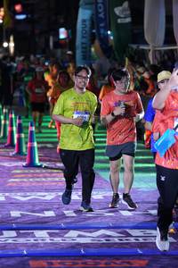 BIB: 1006
                            <button type="button" onclick="openModal(26224366)" class="btn btn-primary btn-sm float-right btn-popup" data-toggle="modal" data-target=".modal-high-quality">
                        <i class="fas fa-shopping-cart"></i> Add to Cart
                    </button>
                                            <button type="button" onclick="isThisMe(26224366, true)" class="btn btn-success btn-sm float-right btn-popup btn-isme hidden" data-toggle="tooltip" data-placement="bottom" title="นี่คือรูปของคุณใช่ไหม คลิกที่นี่เพื่อเอาเข้าอัลบั้ม">
                        <i class="fas fa-plus"></i> Add to album
                    </button>
                    <button type="button" onclick="isThisMe(26224366, false)" class="btn btn-warning btn-sm float-right btn-popup btn-isnotme hidden">
                        <i class="fas fa-ban"></i> Remove from album
                    </button>